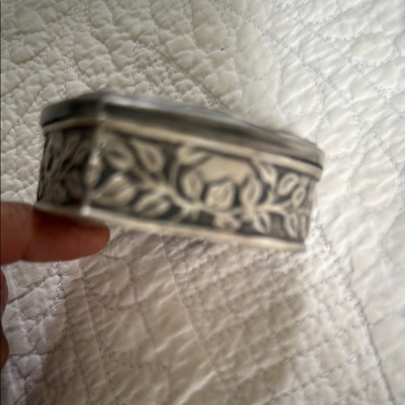 Heart-Shaped Silver Trinket Box - Picture 3 of 7